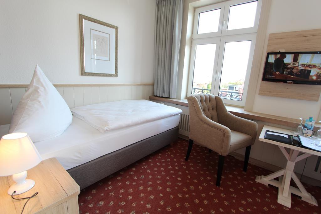 Hotel Thormaehlen Bliestorf ภายนอก รูปภาพ