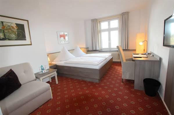 Hotel Thormaehlen Bliestorf ภายนอก รูปภาพ